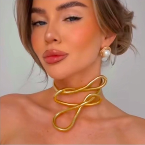 Fine Jewelers Jewelry - New 24k Gold Plated Bendable Gold Necklace